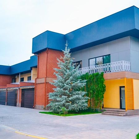 Gоlden Dragon Villa Hotel Biskek Kültér fotó
