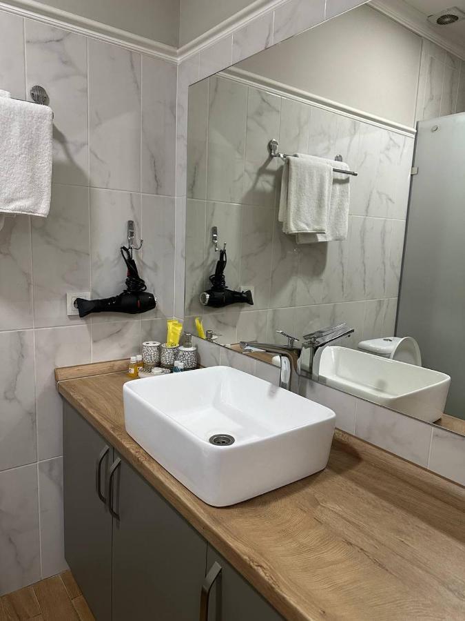 Gоlden Dragon Villa Hotel Biskek Kültér fotó