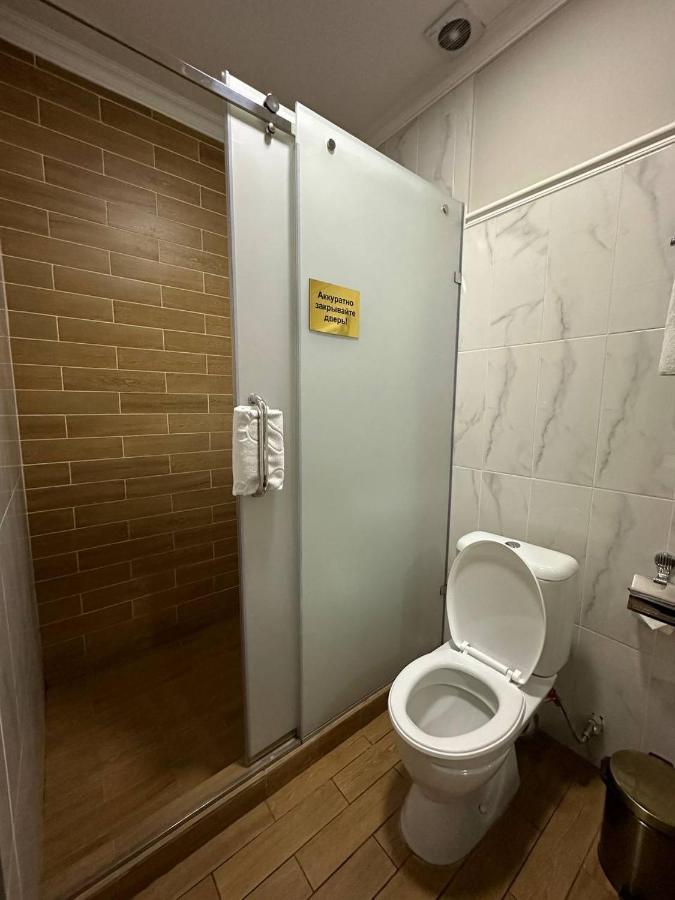 Gоlden Dragon Villa Hotel Biskek Kültér fotó